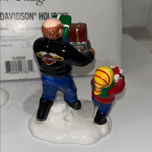 DEPARTMENT 56 Snow Village A Harley-Davidson Holiday figurine set - Picture 4 of 16